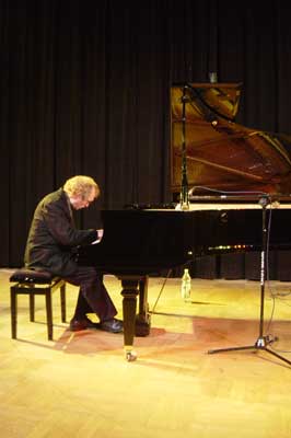 Rozmiar: 10875 bajtów