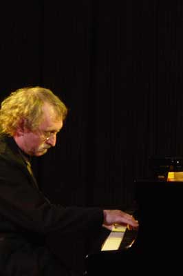 Rozmiar: 4800 bajtów